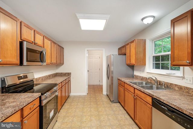 114 DRAGOON DR, Montross, VA 22520