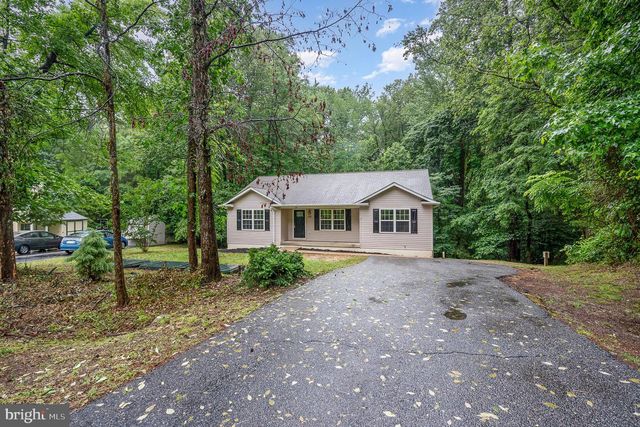 114 DRAGOON DR, Montross, VA 22520