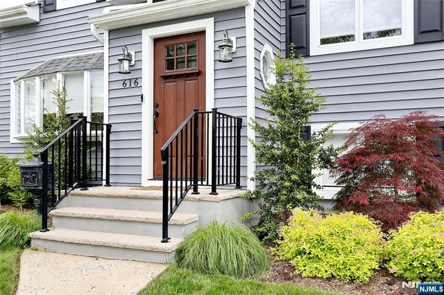 616 Bogert Road, River Edge, NJ 07661