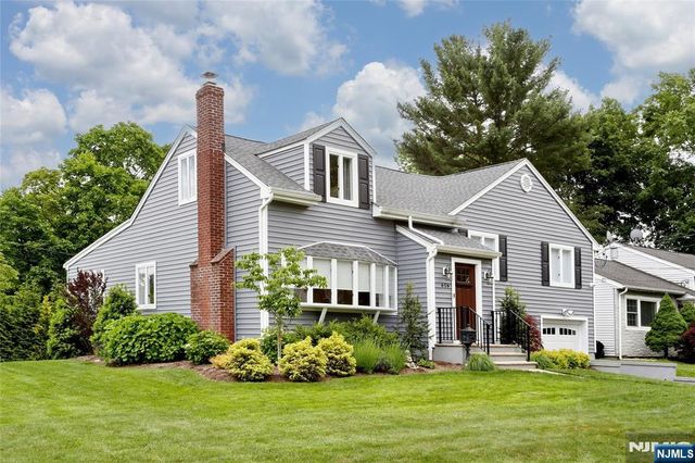 616 Bogert Road, River Edge, NJ 07661
