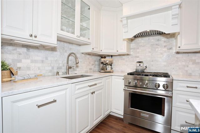 616 Bogert Road, River Edge, NJ 07661