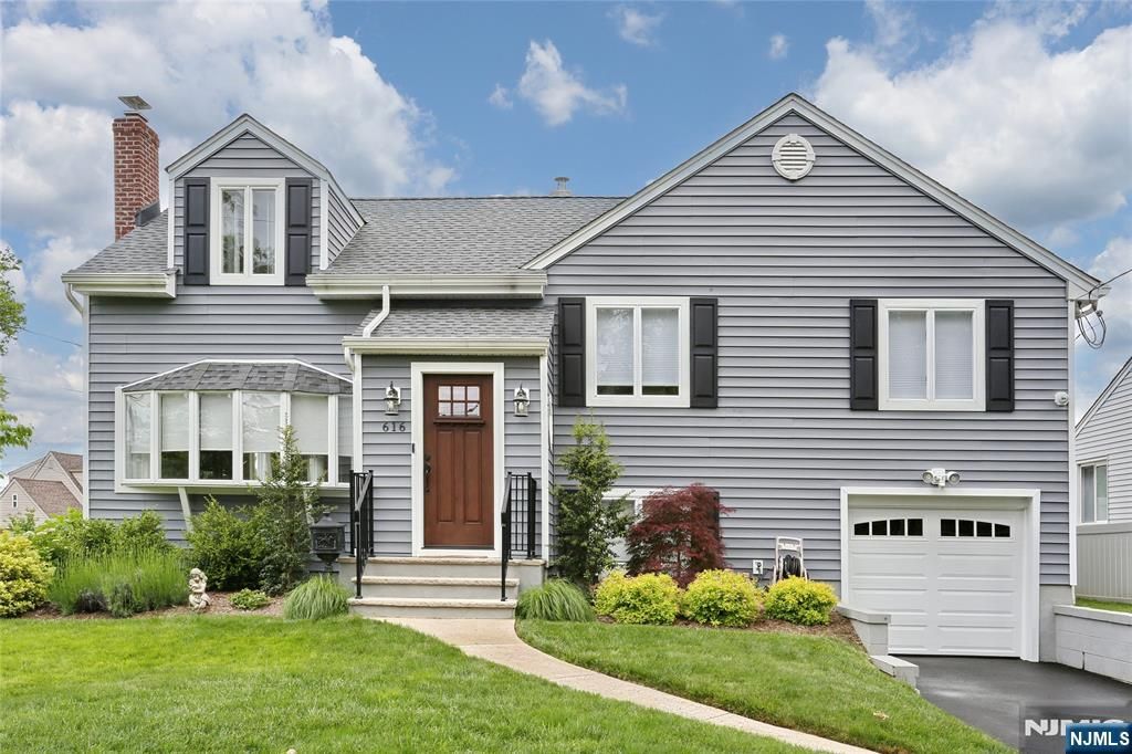 616 Bogert Road, River Edge, NJ 07661