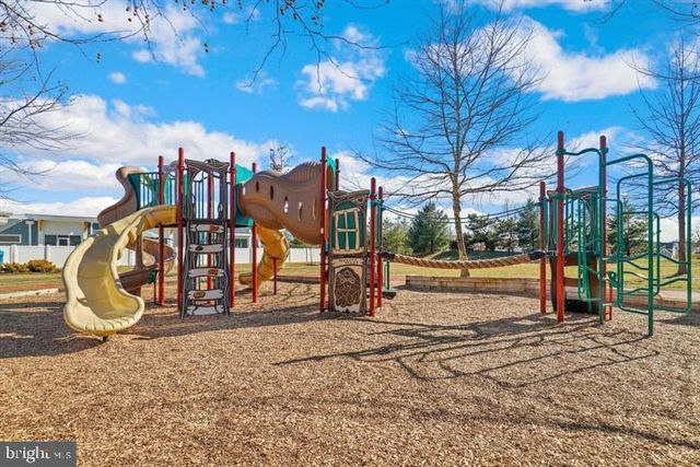 215 STARRY WAY DR, Stephenson, VA 22656