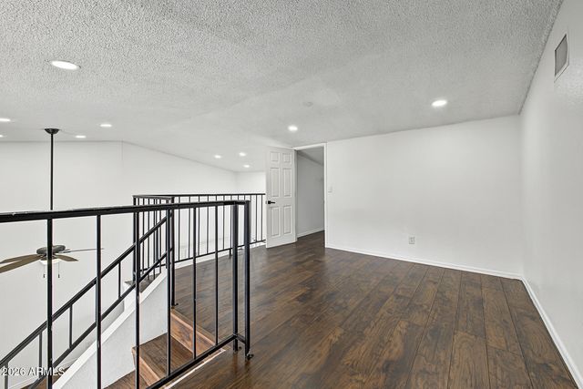 4828 W ORANGEWOOD Avenue 202, Glendale, AZ 85301