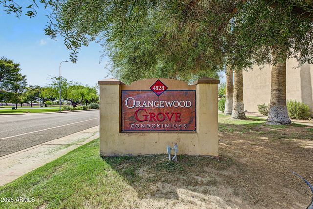 4828 W ORANGEWOOD Avenue 202, Glendale, AZ 85301