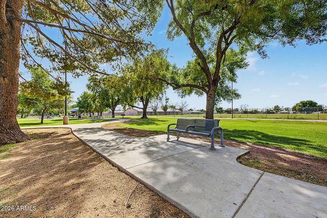4828 W ORANGEWOOD Avenue 202, Glendale, AZ 85301