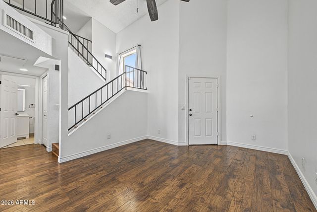 4828 W ORANGEWOOD Avenue 202, Glendale, AZ 85301