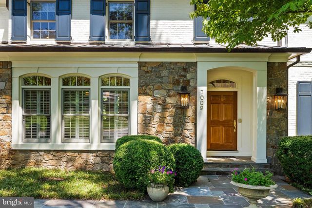 7009 LOCH LOMOND DR, Bethesda, MD 20817