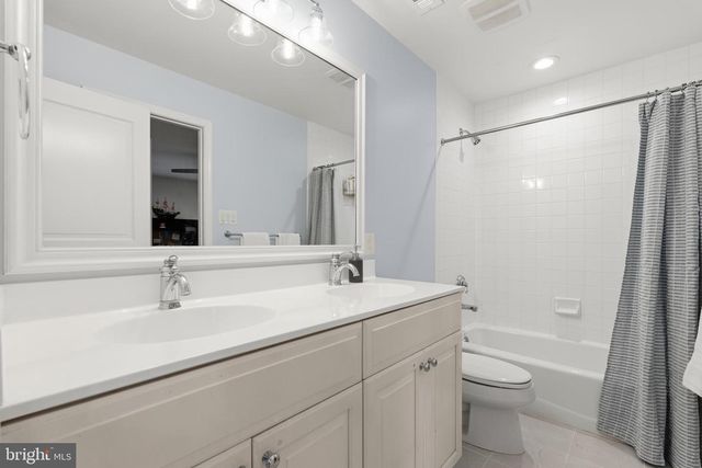 7009 LOCH LOMOND DR, Bethesda, MD 20817