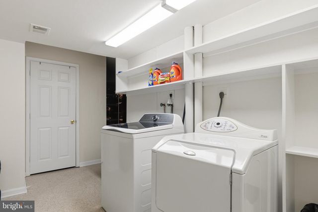 7009 LOCH LOMOND DR, Bethesda, MD 20817