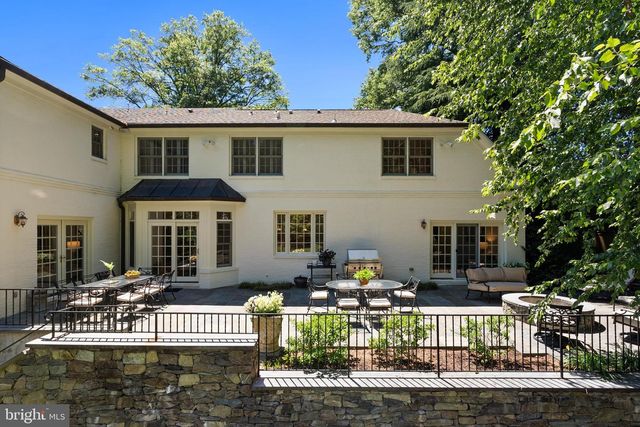 7009 LOCH LOMOND DR, Bethesda, MD 20817