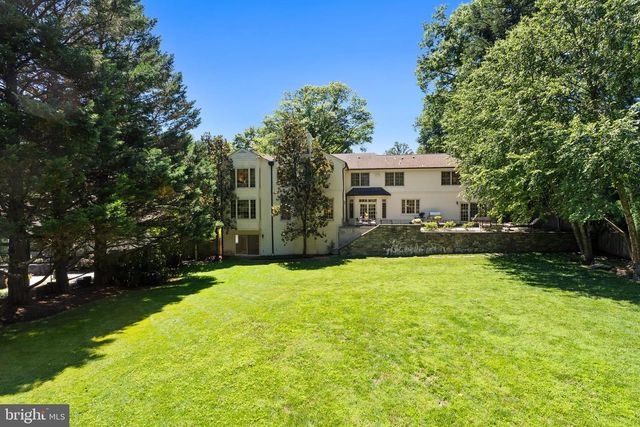 7009 LOCH LOMOND DR, Bethesda, MD 20817