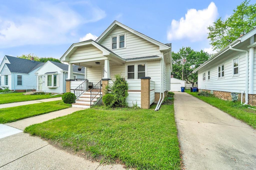904 Romayne AVENUE, Racine, WI 53402