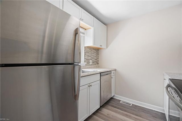 1035 Willingham ST, Norfolk, VA 23505