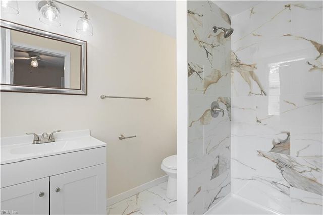 1035 Willingham ST, Norfolk, VA 23505