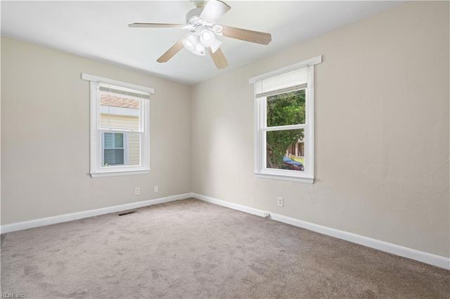 1035 Willingham ST, Norfolk, VA 23505