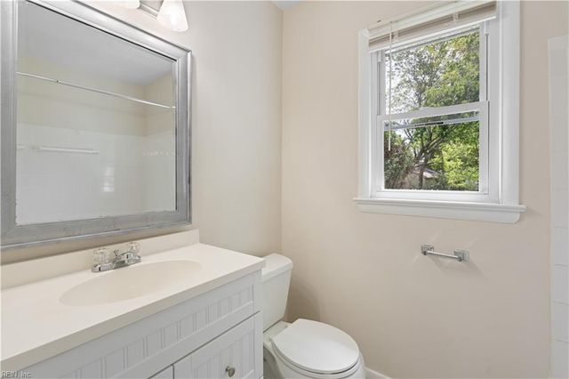 1035 Willingham ST, Norfolk, VA 23505