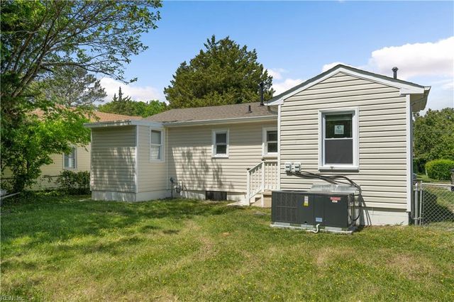 1035 Willingham ST, Norfolk, VA 23505