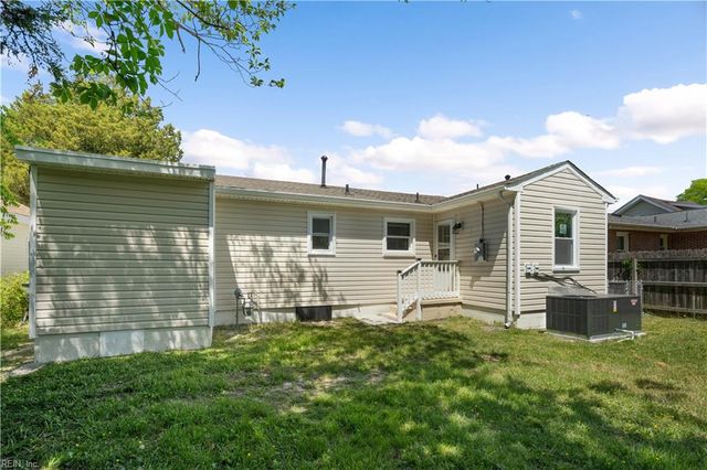 1035 Willingham ST, Norfolk, VA 23505
