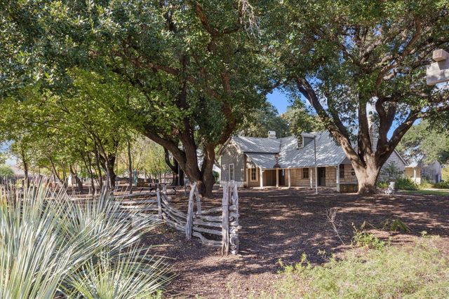 1412 Elbe ST, Pflugerville, TX 78660