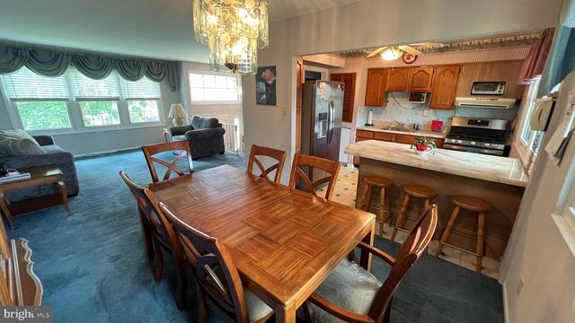 7 WRIGHT AVE, Stratford, NJ 08084