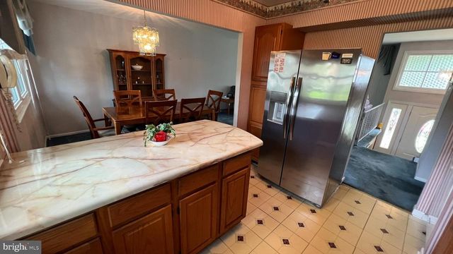 7 WRIGHT AVE, Stratford, NJ 08084