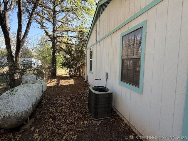 13288 Cardinal, Kingston, OK 73439