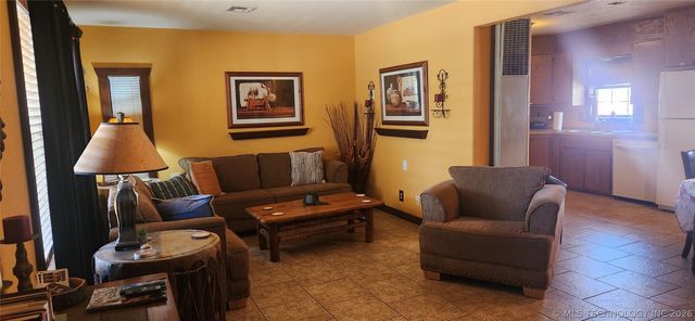 13288 Cardinal, Kingston, OK 73439