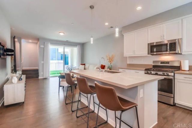 2140 Stellar Way 4, Chula Vista, CA 91915