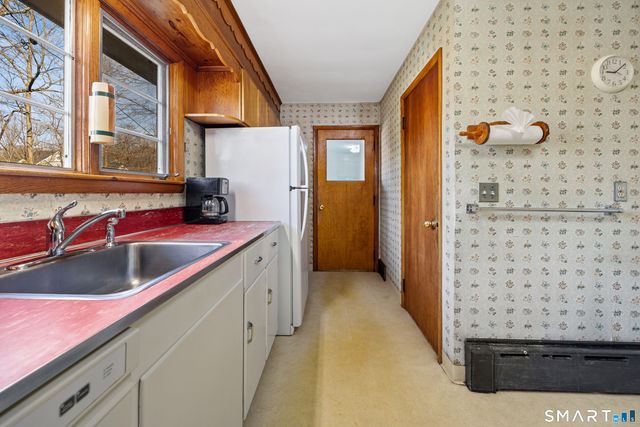 851 Ward Lane, Cheshire, CT 06410