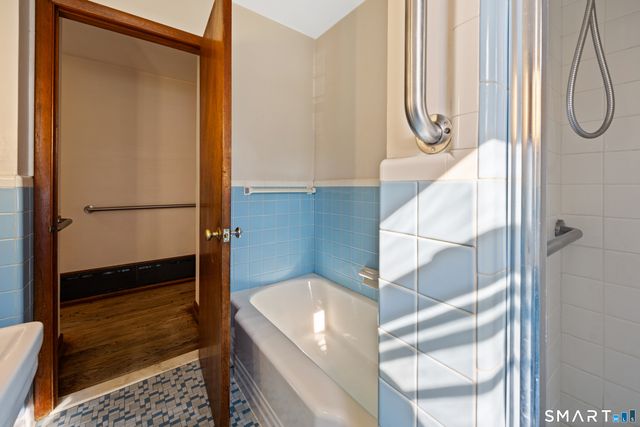 851 Ward Lane, Cheshire, CT 06410