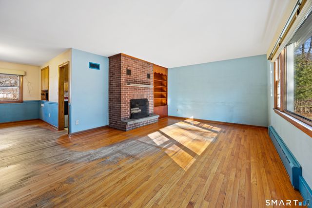 851 Ward Lane, Cheshire, CT 06410