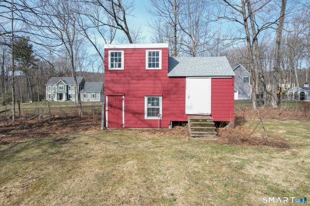 851 Ward Lane, Cheshire, CT 06410