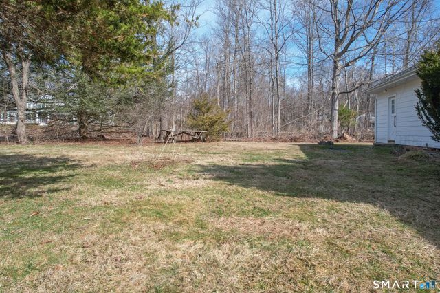 851 Ward Lane, Cheshire, CT 06410