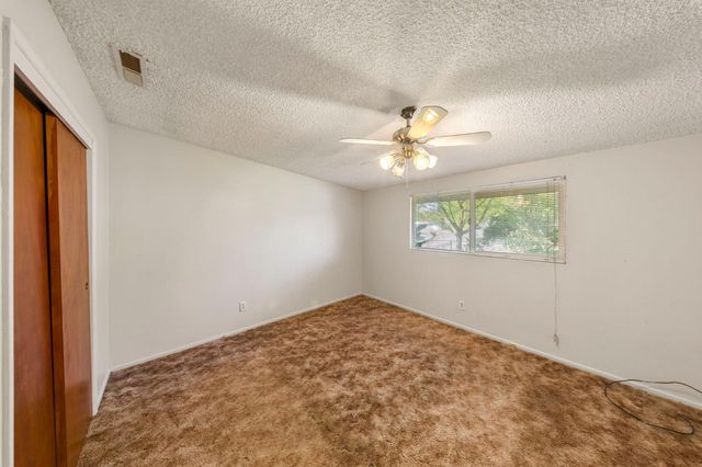 1600 Thorsen Ave, Modesto, CA 95355