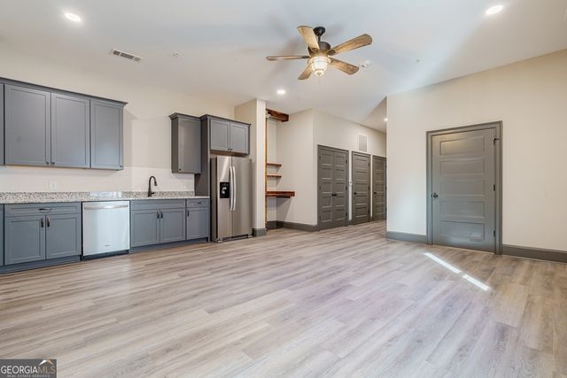 34 Depot Street 11, Hartwell, GA 30643