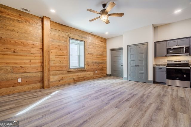 34 Depot Street 11, Hartwell, GA 30643