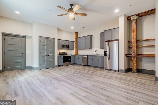 34 Depot Street 11, Hartwell, GA 30643