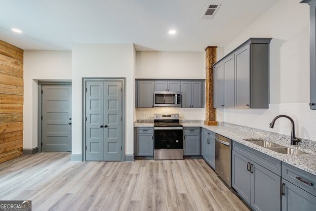 34 Depot Street 11, Hartwell, GA 30643