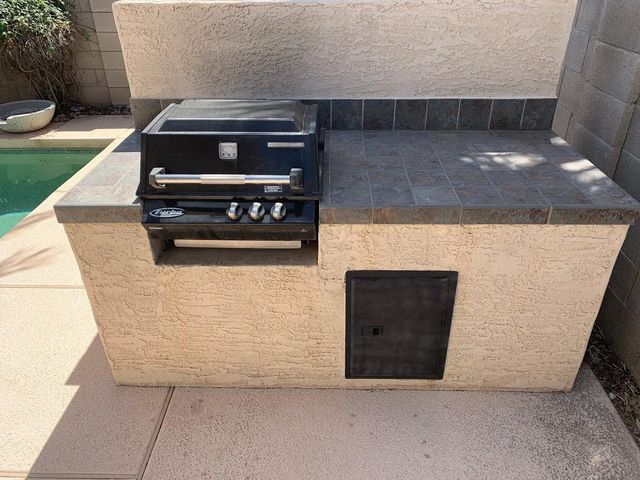 14641 W HEARN Road, Surprise, AZ 85379