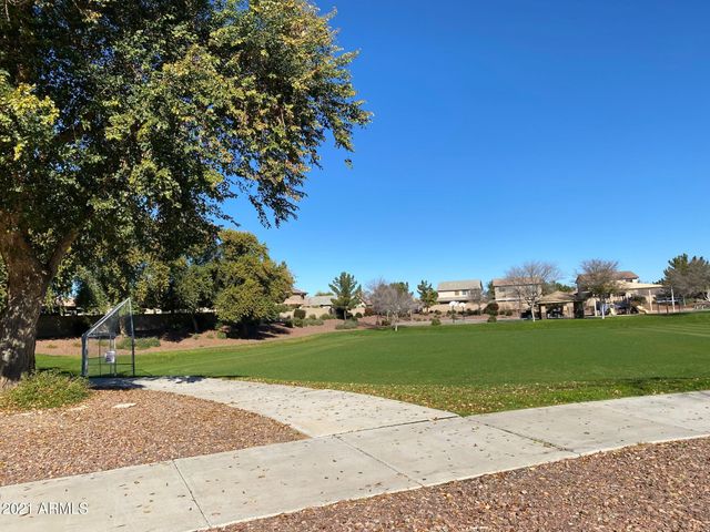 14641 W HEARN Road, Surprise, AZ 85379
