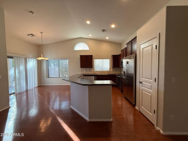 14641 W HEARN Road, Surprise, AZ 85379