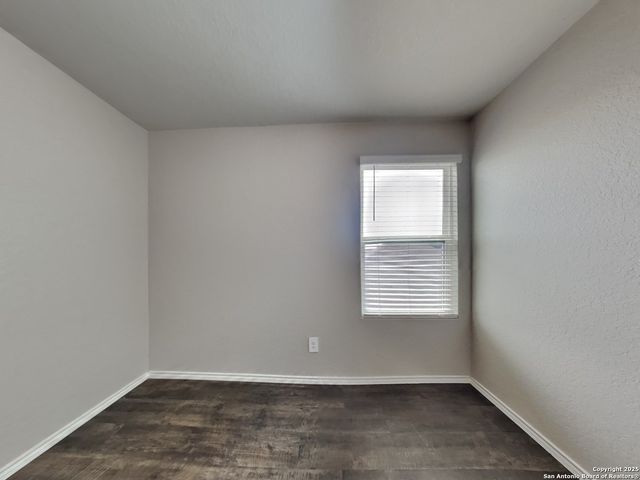 4129 Asher alley, St Hedwig, TX 78152