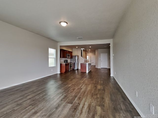 4129 Asher alley, St Hedwig, TX 78152