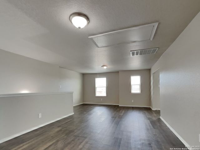 4129 Asher alley, St Hedwig, TX 78152