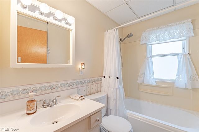 4512 Alpha Avenue, Cleveland, OH 44105