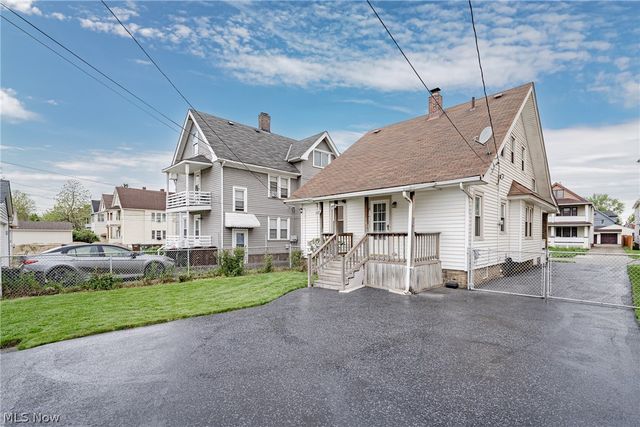4512 Alpha Avenue, Cleveland, OH 44105