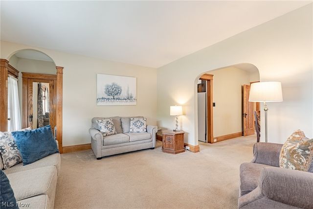 4512 Alpha Avenue, Cleveland, OH 44105