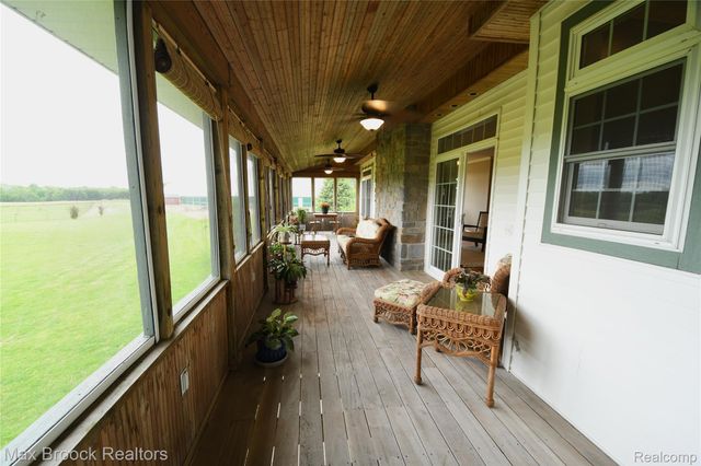 58282 SAVAGE Road, Newberg Township, MI 49095