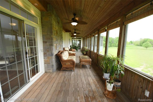 58282 SAVAGE Road, Newberg Township, MI 49095